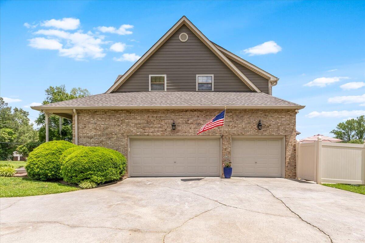 690 Dailey Hill Road