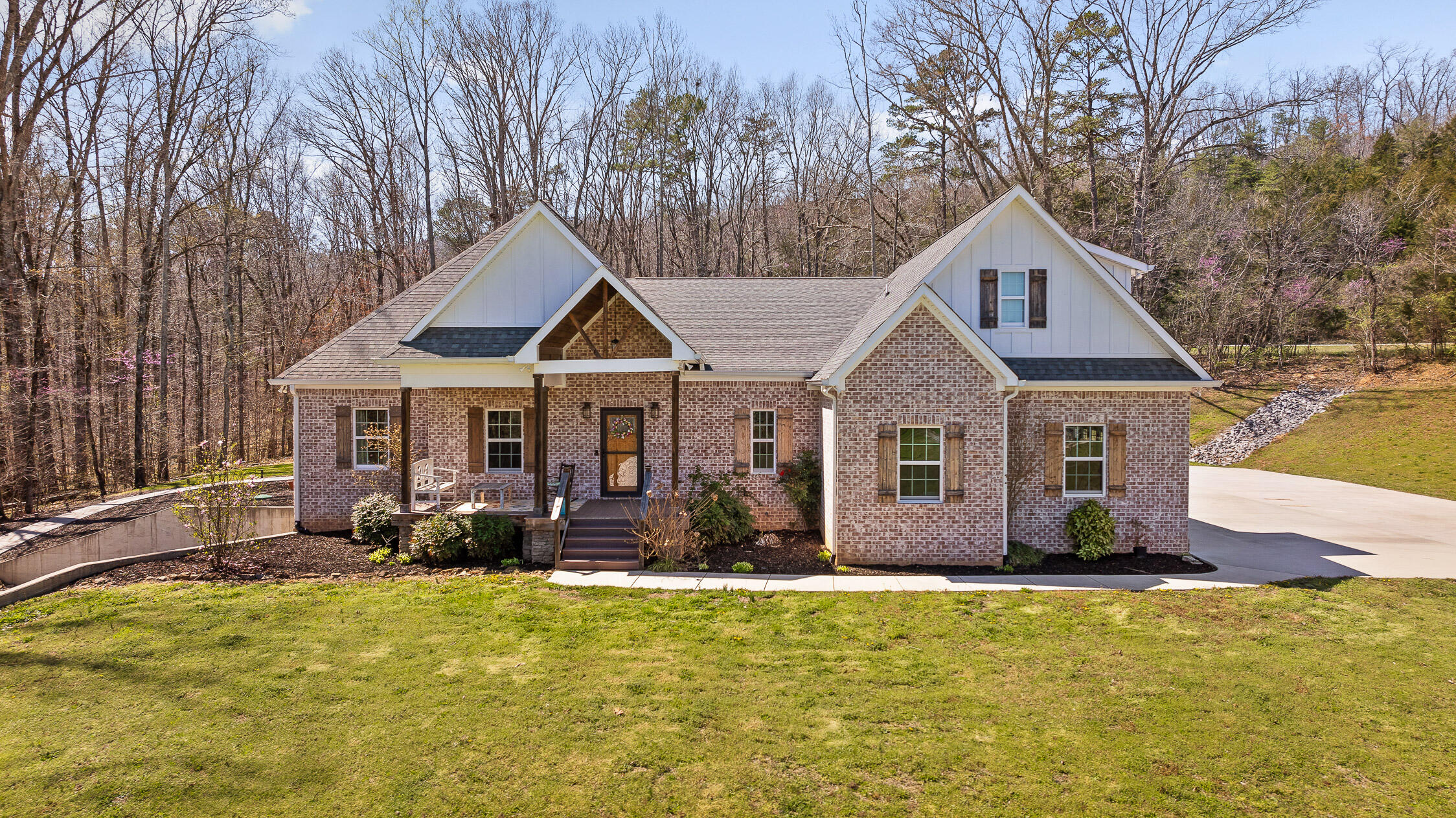 140 Bell Lake Drive, Trenton, Georgia image 2