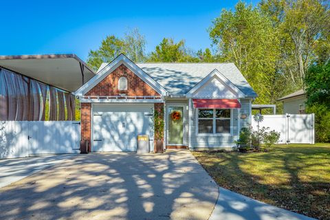 Photo of 7355 Old Cleveland Pike, Chattanooga, TN 37421 (MLS # 1522786)
