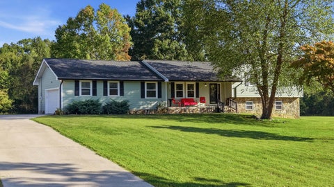 Photo of 402 Yates Springs RD, Ringgold, GA 30736 (MLS # 1543940)