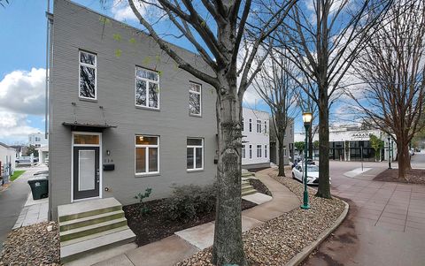 Photo of 216 W 17th Street, Chattanooga, TN 37408 (MLS # 1525094)