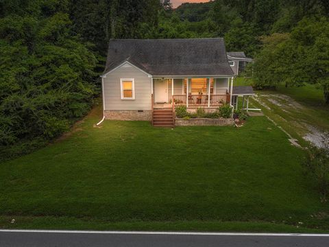Photo of 255 Pine Hill Drive, Rossville, GA 30741 (MLS # 1518295)