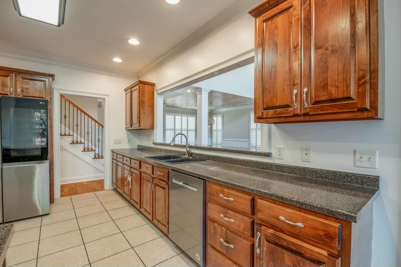 2141 Vinewood Drive, Dalton, Georgia image 18