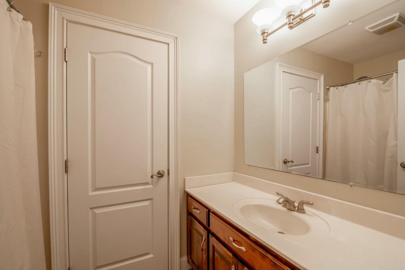 2141 Vinewood Drive, Dalton, Georgia image 35