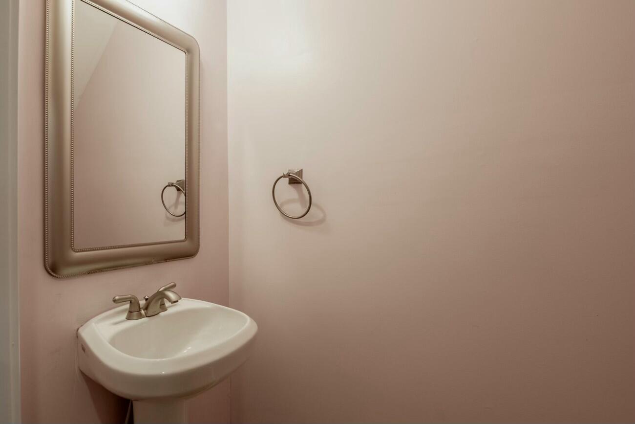 2141 Vinewood Drive, Dalton, Georgia image 30