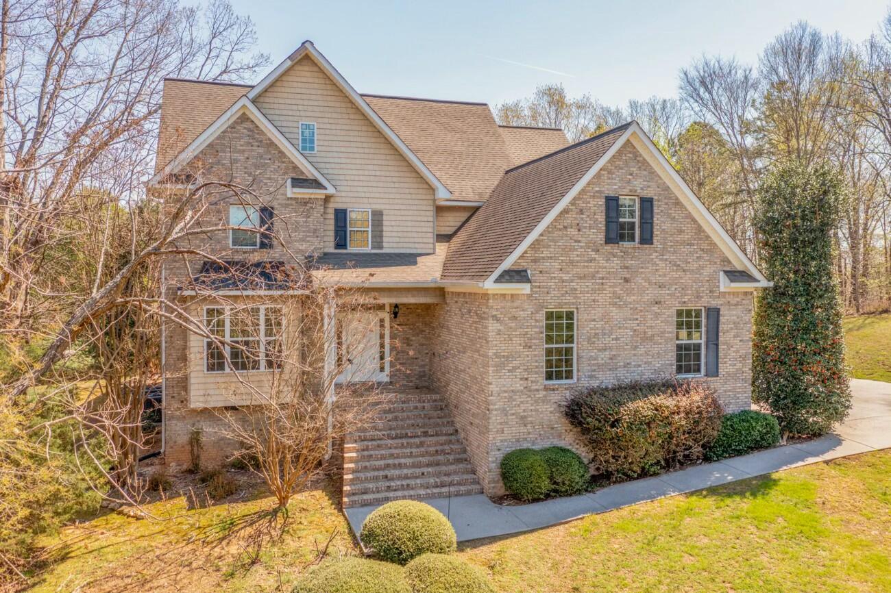 2141 Vinewood Drive, Dalton, Georgia image 3