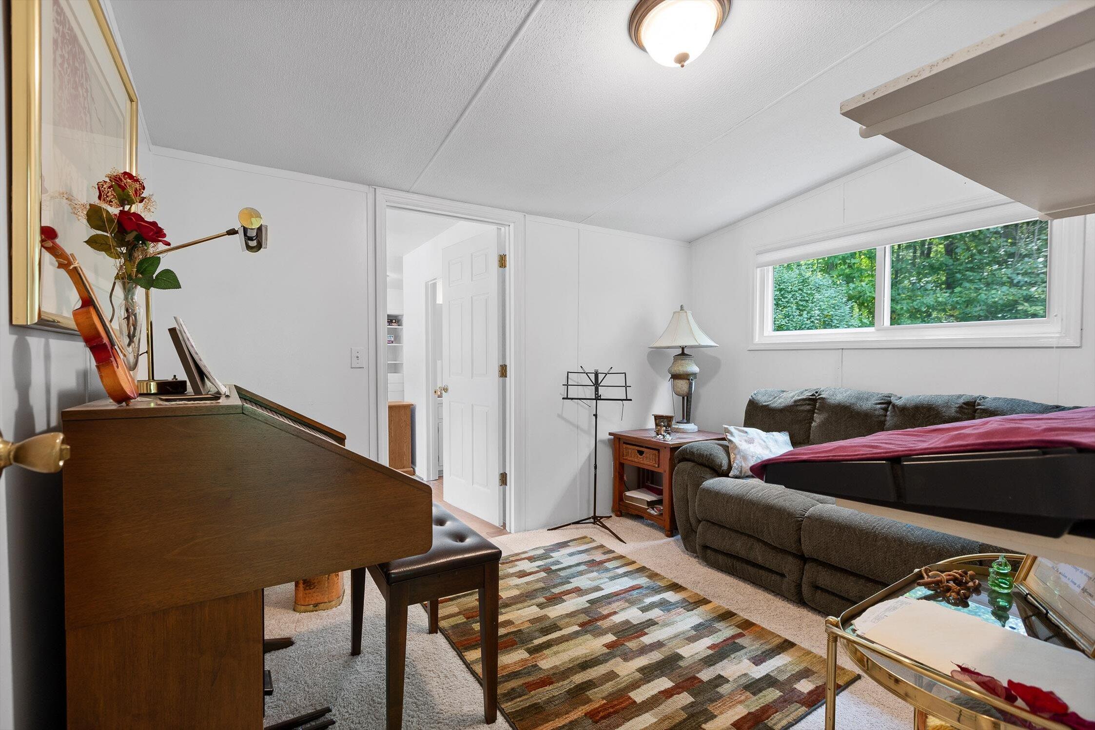 Graysville, Tennessee 37338, United States, 4 Bedrooms Bedrooms, ,3 BathroomsBathrooms,Residential,Active,212285