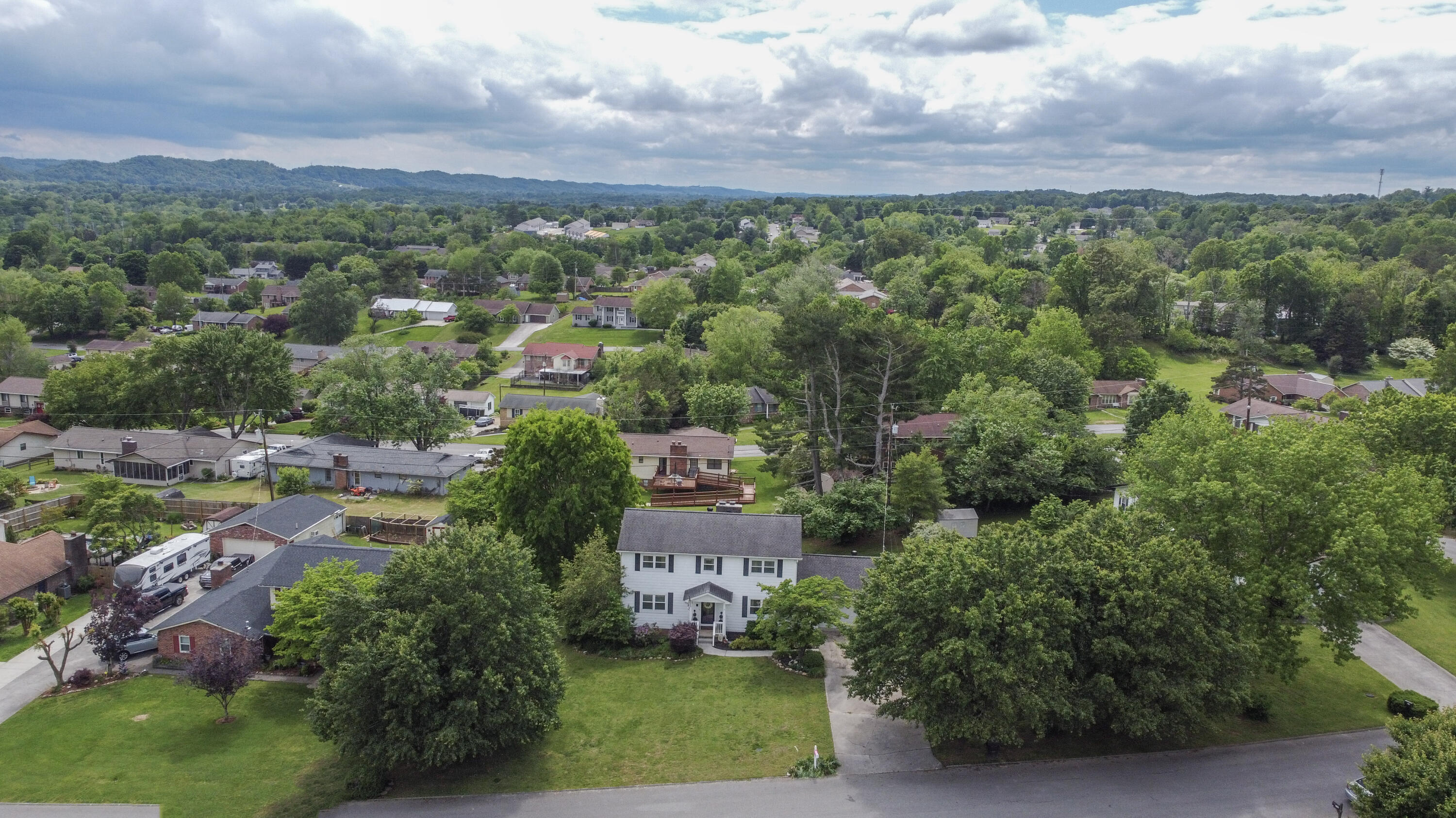 7745 Keswick Road, Powell, Tennessee image 48