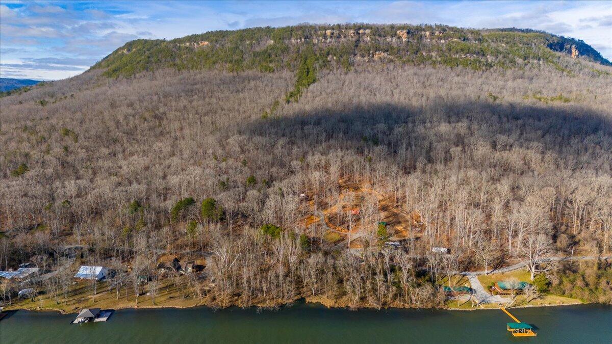 10495 Mullins Cove Road, Whitwell, Tennessee image 11