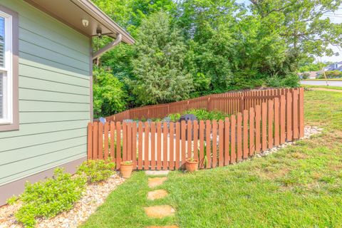 Tiny photo for 914 Mount Vernon Avenue, Chattanooga, TN 37405 (MLS # 1526108)