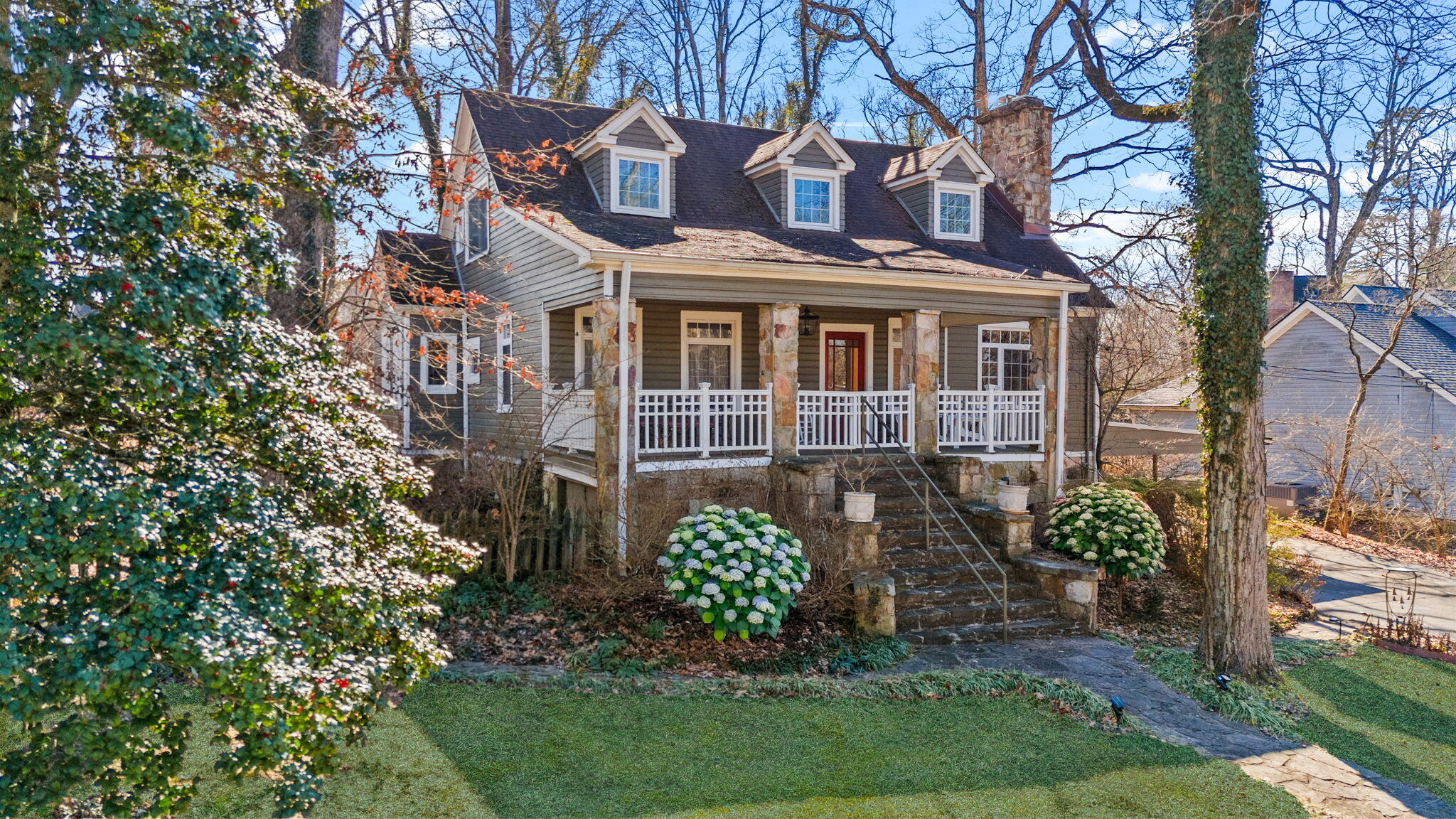 608 Texas Avenue, Signal Mountain, Tennessee image 2