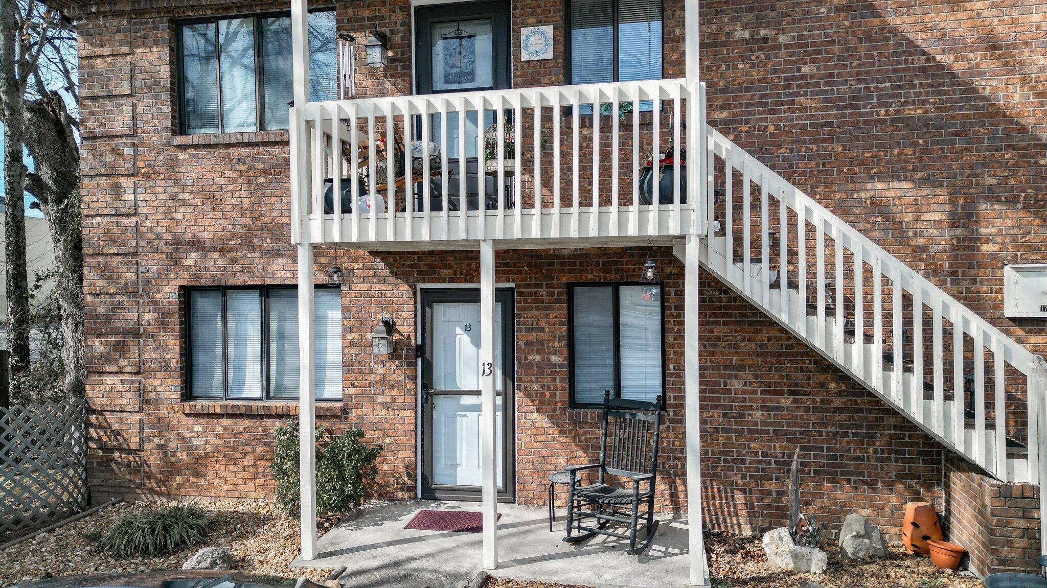 303 Crystal Place #13, Dalton, Georgia image 2
