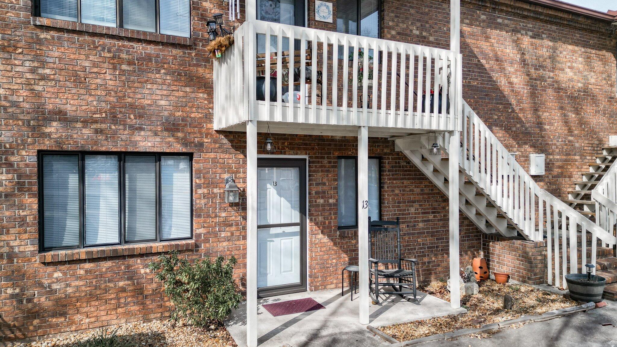 303 Crystal Place #13, Dalton, Georgia image 1