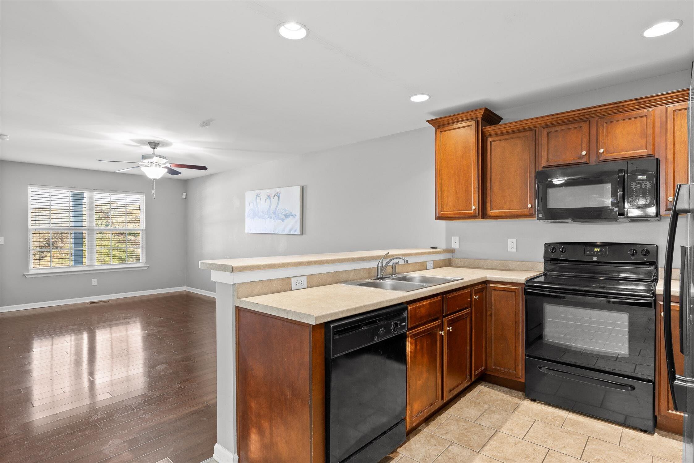 Soddy Daisy, Tennessee 37379, United States, 3 Bedrooms Bedrooms, ,3 BathroomsBathrooms,Residential,Active,244633