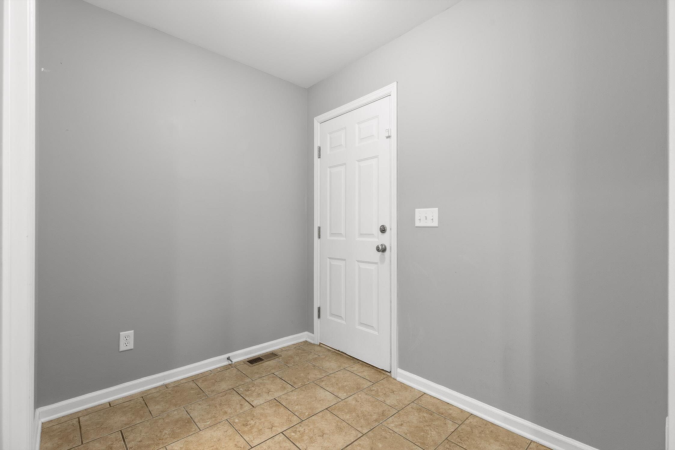 Soddy Daisy, Tennessee 37379, United States, 3 Bedrooms Bedrooms, ,3 BathroomsBathrooms,Residential,Active,244633