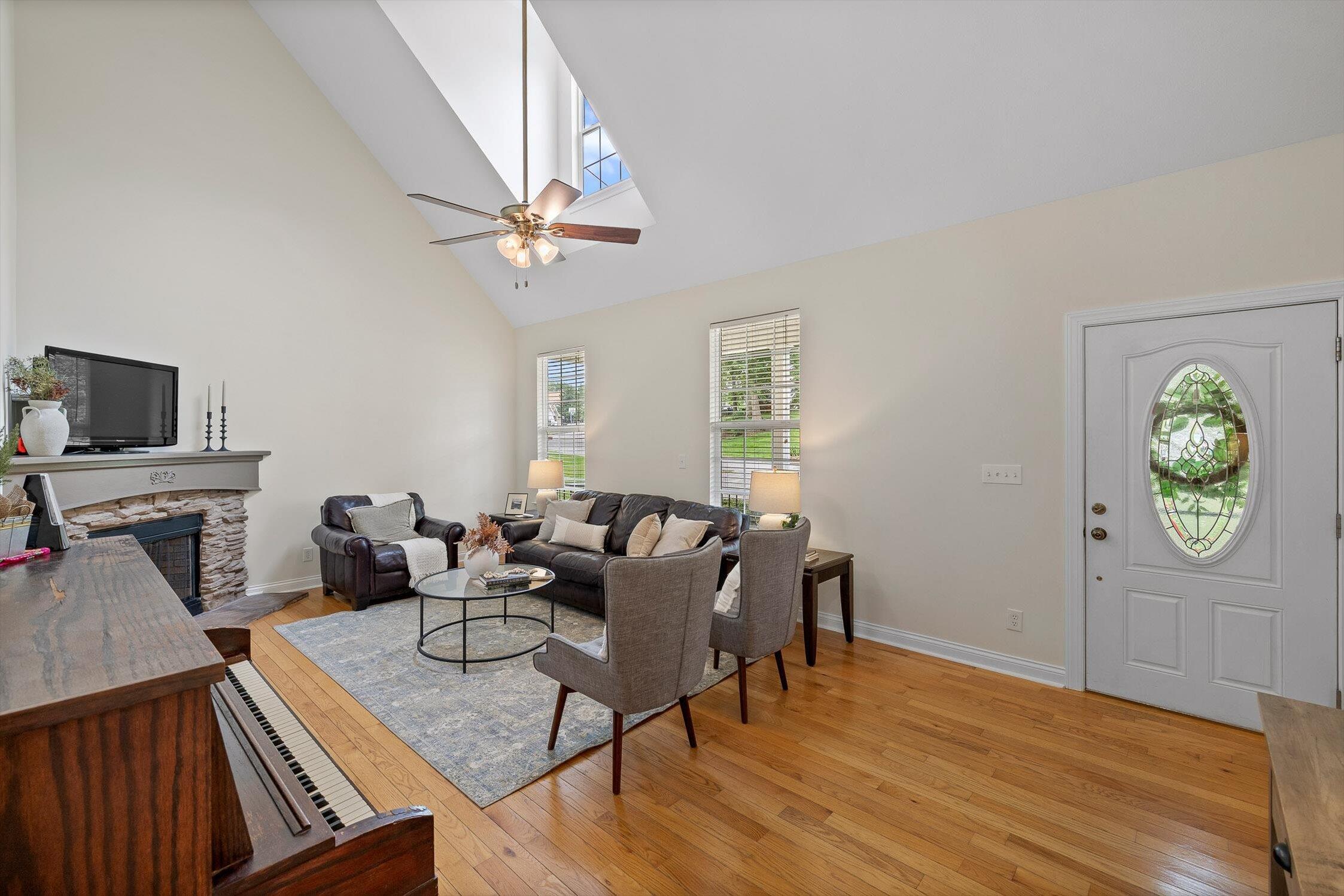 2819 Chimney Lake Circle, Soddy Daisy, Tennessee image 7