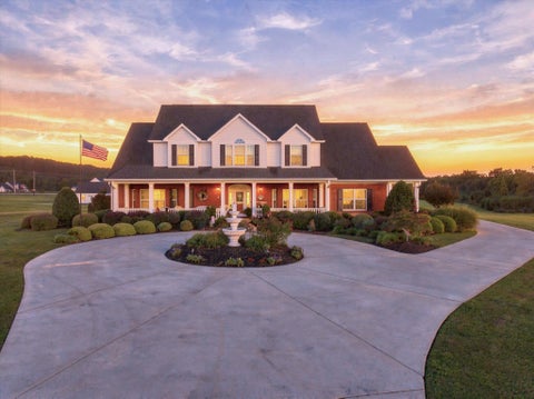 Photo of 417 Twin Cedars Road, Rock Spring, GA 30739 (MLS # 1544663)