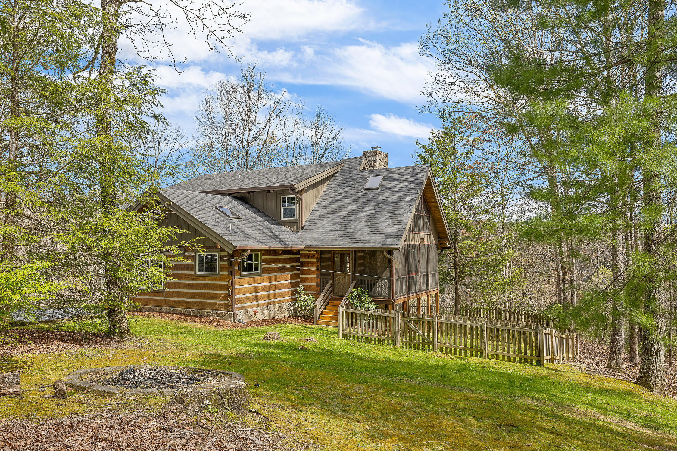 2318 Little Bend Road, Signal Mountain, Tennessee image 1