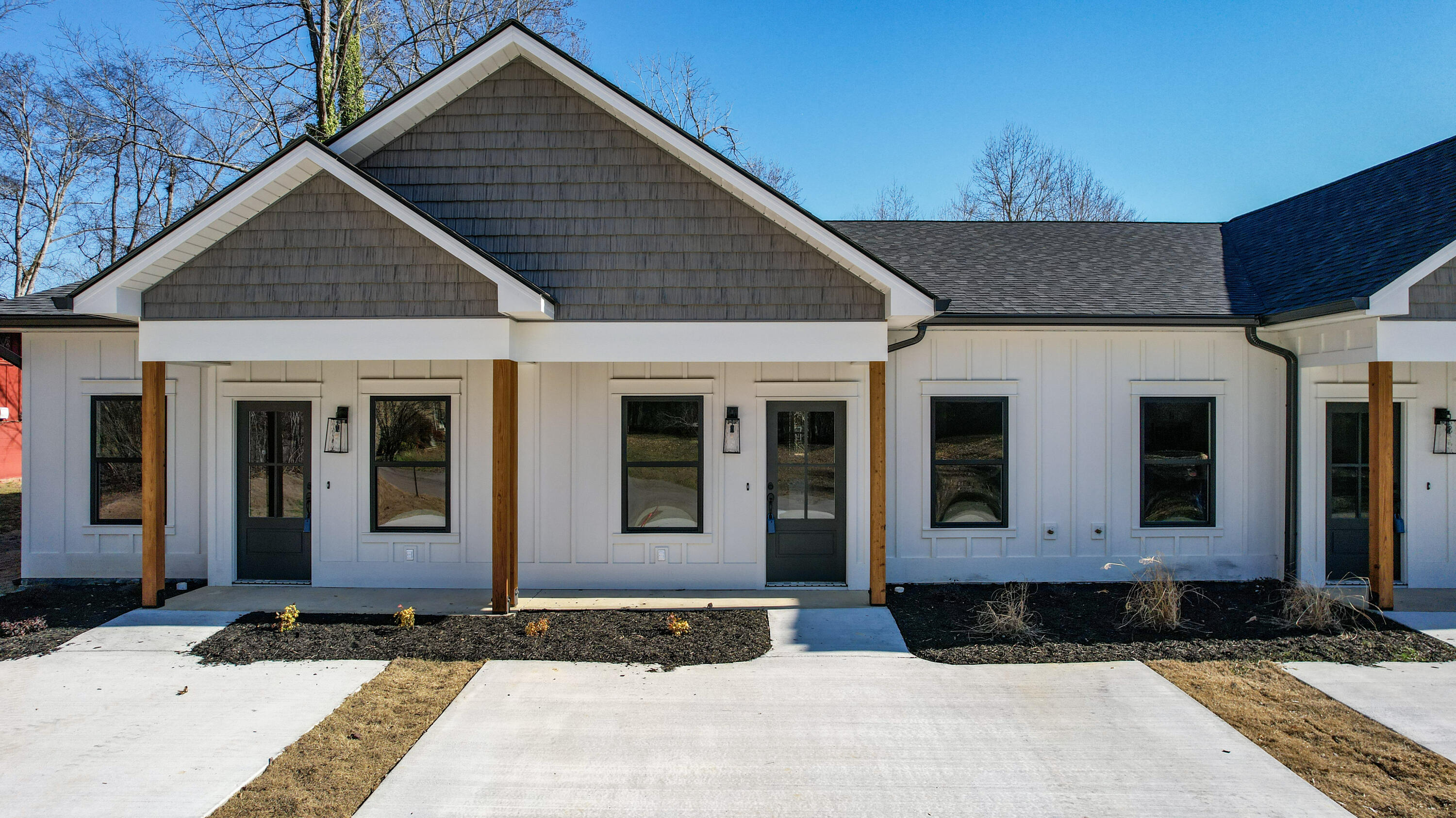 3484 Pinecrest Avenue NW