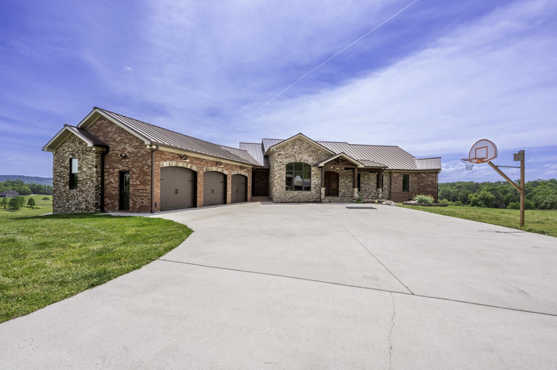 10677 Quarter Horse Lane, Ooltewah, Tennessee image 3
