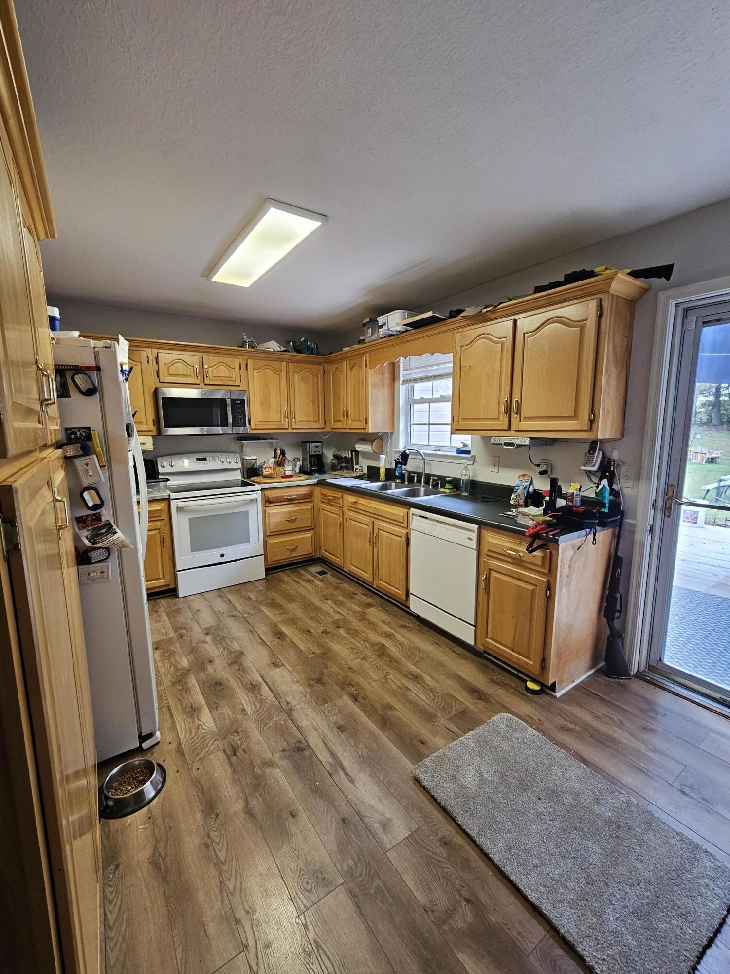 10627 Jeneva Lane