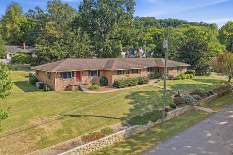 Photo of 4200 Tacoma Avenue, Chattanooga, TN 37415 (MLS # 1542854)