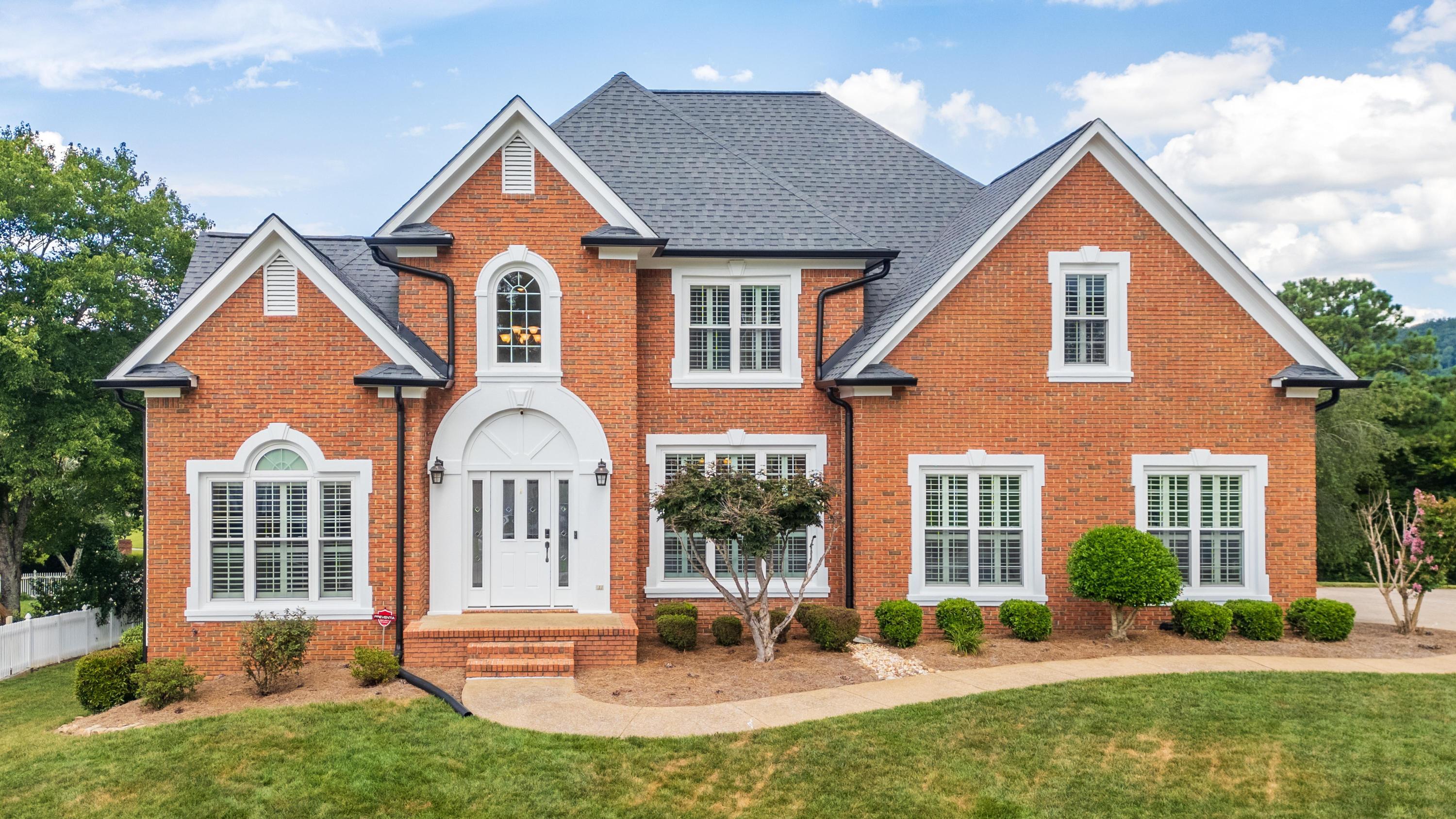 4300 Linen Crest Way