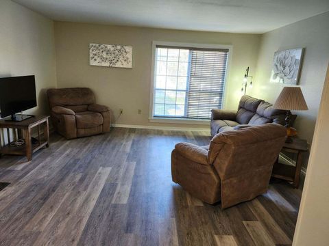 Tiny photo for 900 Mountain Creek Road, Chattanooga, TN 37405 (MLS # 1521570)