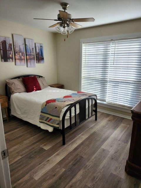 Tiny photo for 900 Mountain Creek Road, Chattanooga, TN 37405 (MLS # 1521570)