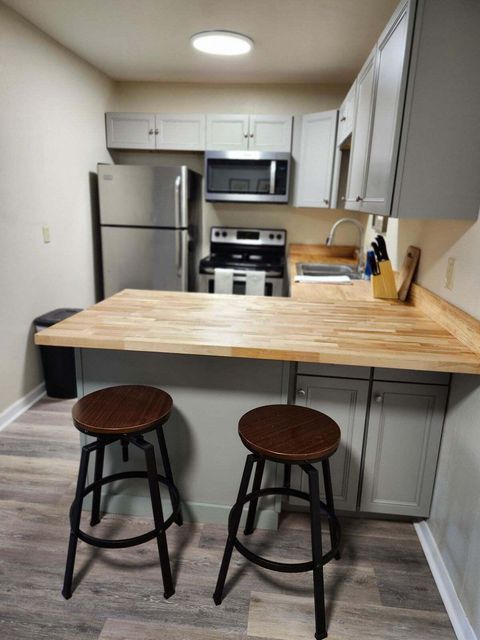 Tiny photo for 900 Mountain Creek Road, Chattanooga, TN 37405 (MLS # 1521570)