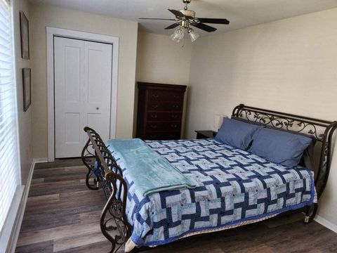 Tiny photo for 900 Mountain Creek Road, Chattanooga, TN 37405 (MLS # 1521570)