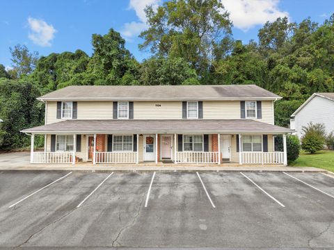 Photo of 1104 Brookwood Lane, Dalton, GA 30720 (MLS # 1521475)