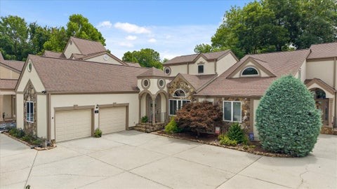 Townhouse For Sale - 9934 Cattails Meadow Lane<br/> Ooltewah, TN 37363