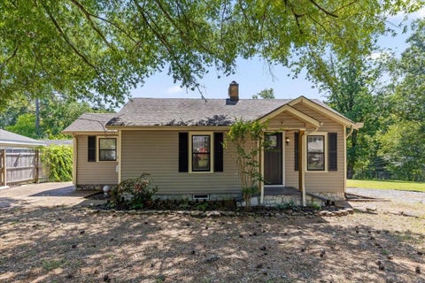 Photo of 222 Frawley Road, Chattanooga, TN 37412 (MLS # 1543158)