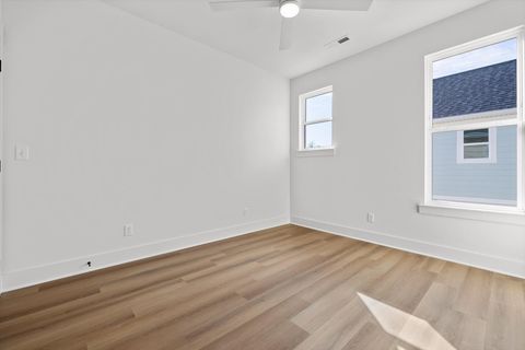 Tiny photo for 508 W 35th Street, Chattanooga, TN 37410 (MLS # 1527811)