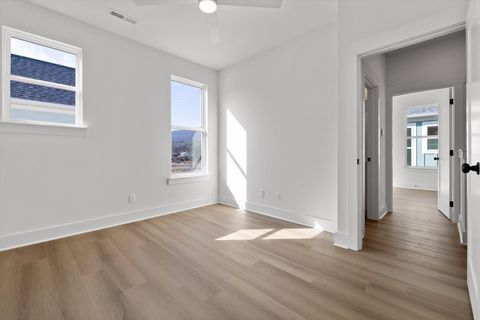 Tiny photo for 508 W 35th Street, Chattanooga, TN 37410 (MLS # 1527811)