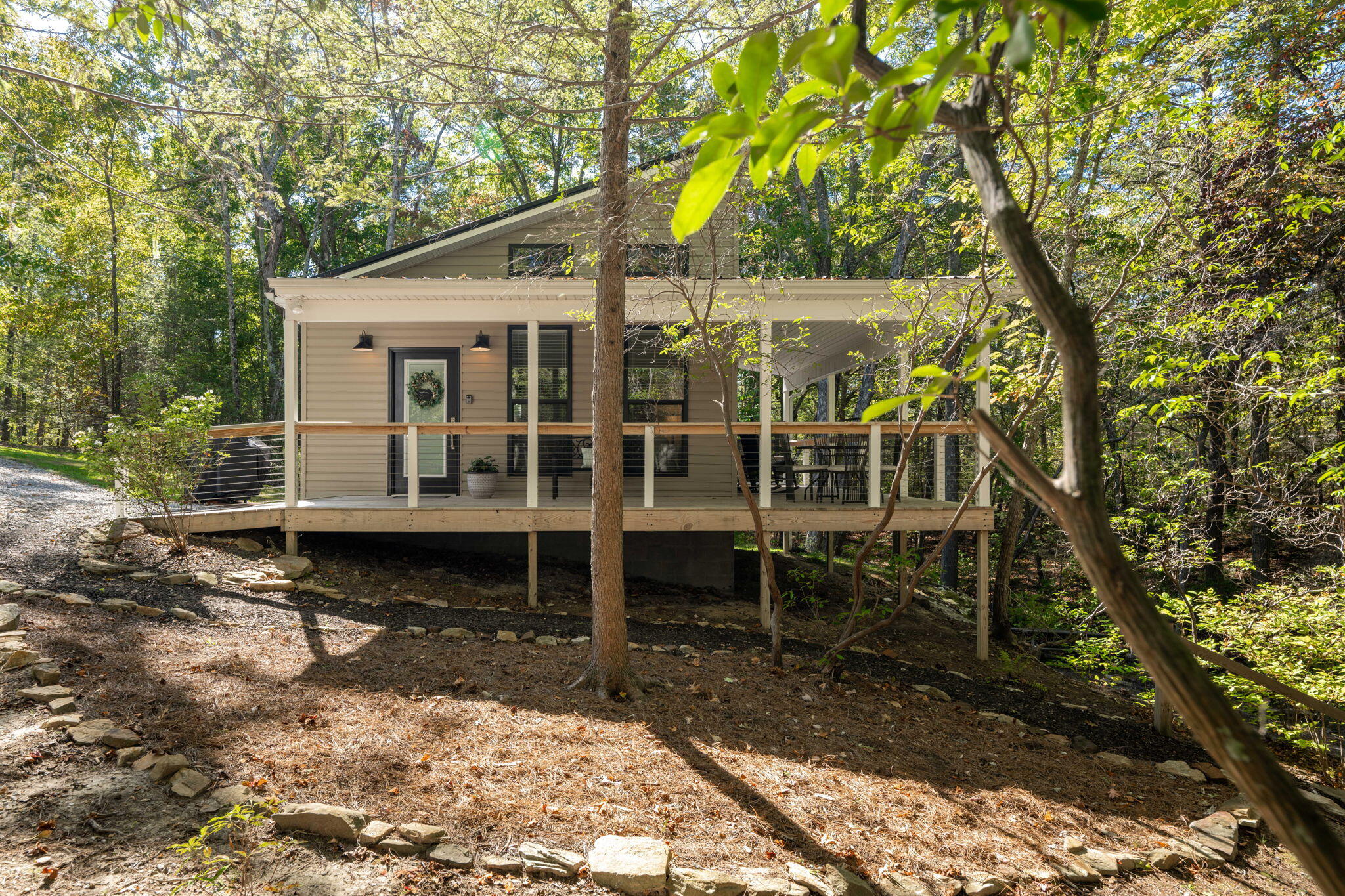 352 Lake Shore Drive, Pikeville, Tennessee image 2