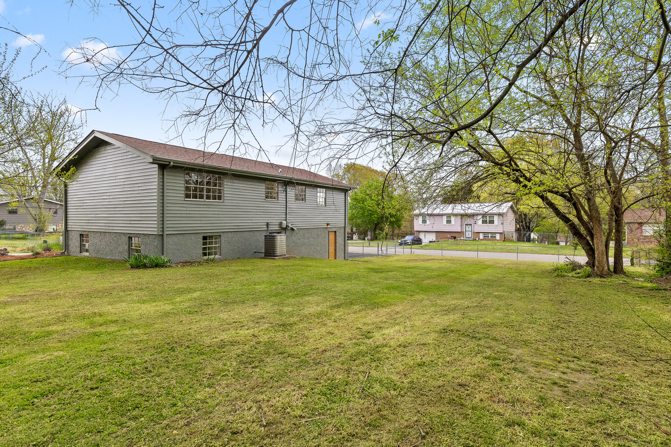 8821 Lake Villa Lane, Chattanooga, Tennessee image 29