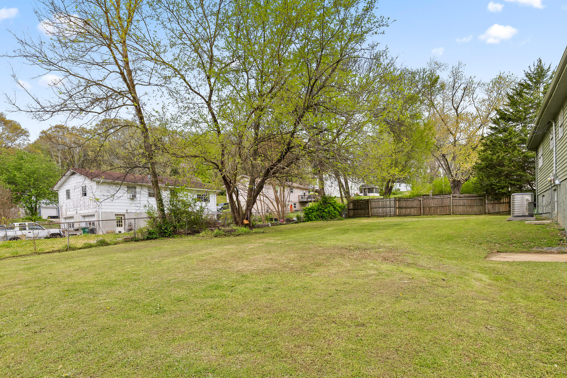 8821 Lake Villa Lane, Chattanooga, Tennessee image 28