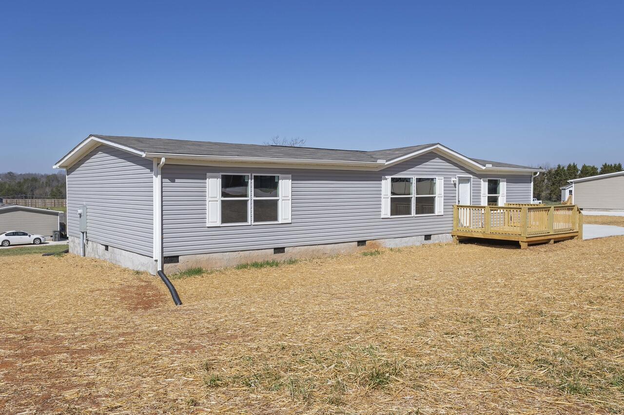 176 Meadow Lawn Drive, Englewood, Tennessee image 4