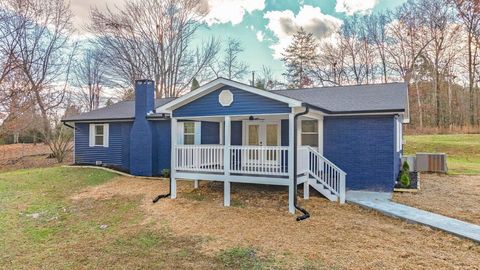 Photo of 520 Tennessee Street, Spring City, TN 37381 (MLS # 1524674)