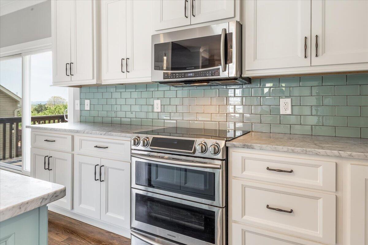 825 Windrush Loop, Chattanooga, Tennessee image 8