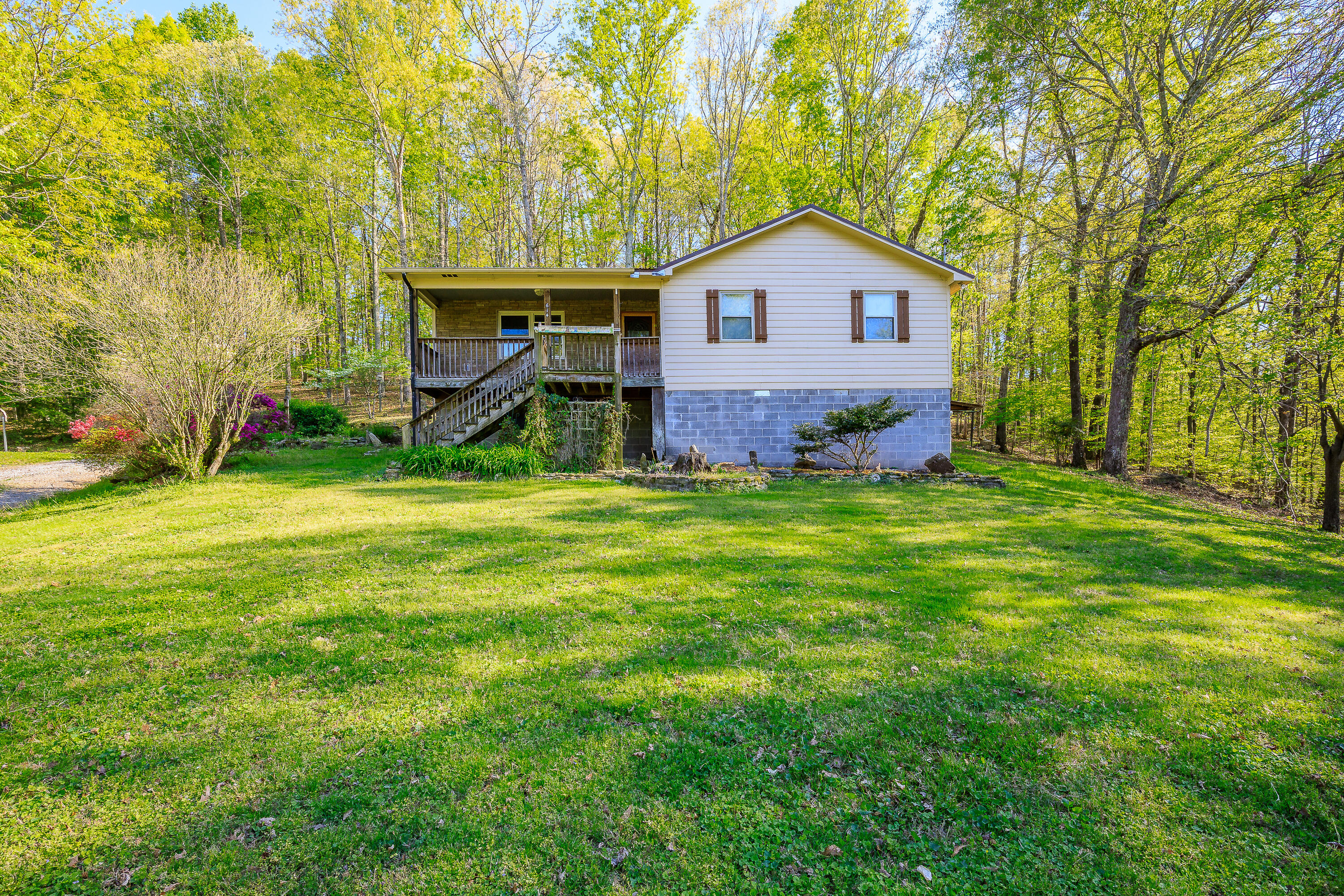 614 Bradley St, LaFayette, GA 30728