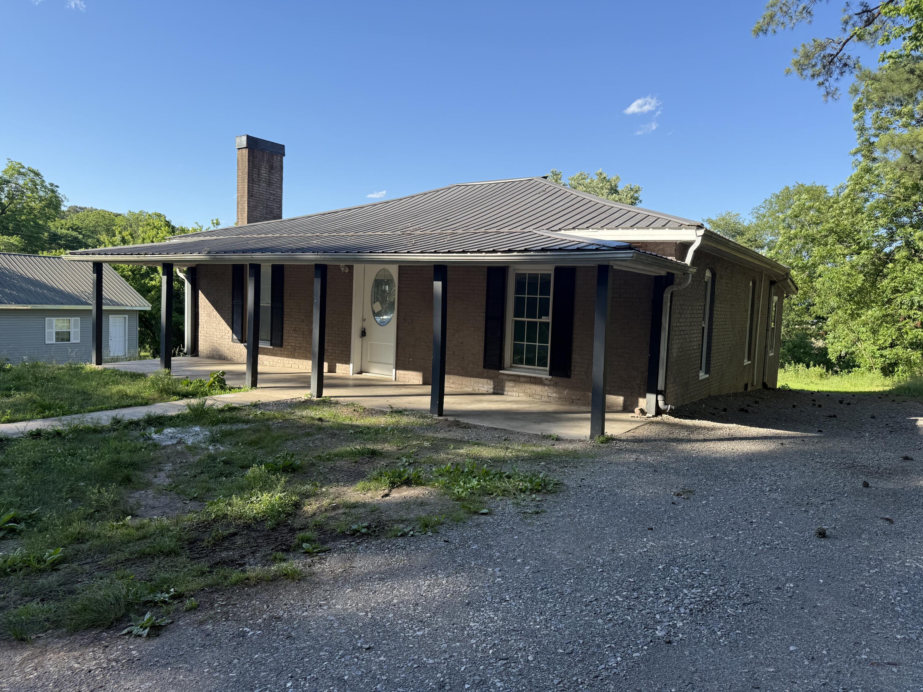 608 Bleeker Street, Bridgeport, Alabama image 2