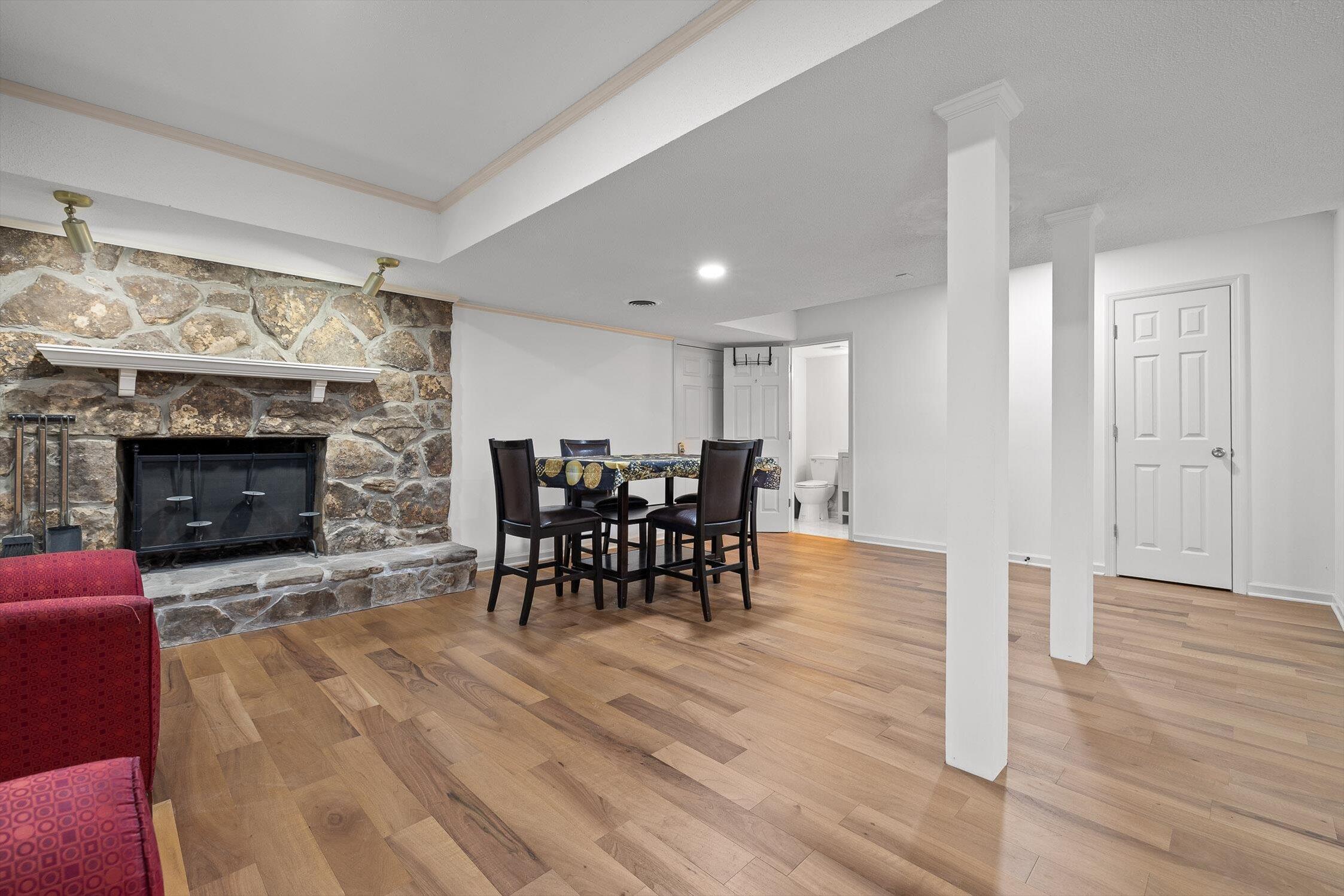 Chattanooga, Tennessee 37416, United States, 3 Bedrooms Bedrooms, ,3 BathroomsBathrooms,Residential,Active,80635