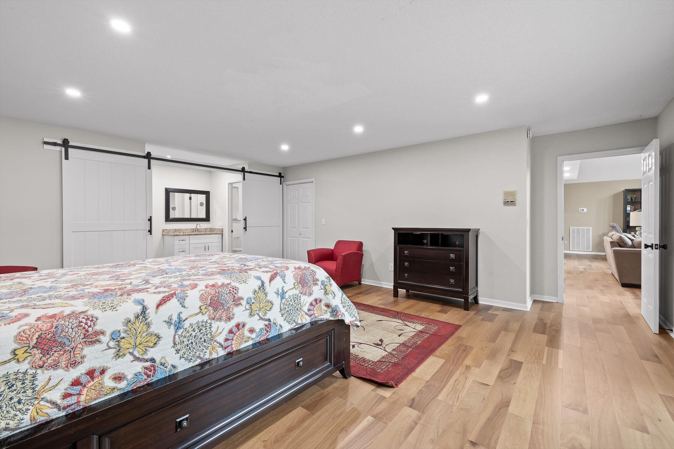 Chattanooga, Tennessee 37416, United States, 3 Bedrooms Bedrooms, ,3 BathroomsBathrooms,Residential,Active,80635