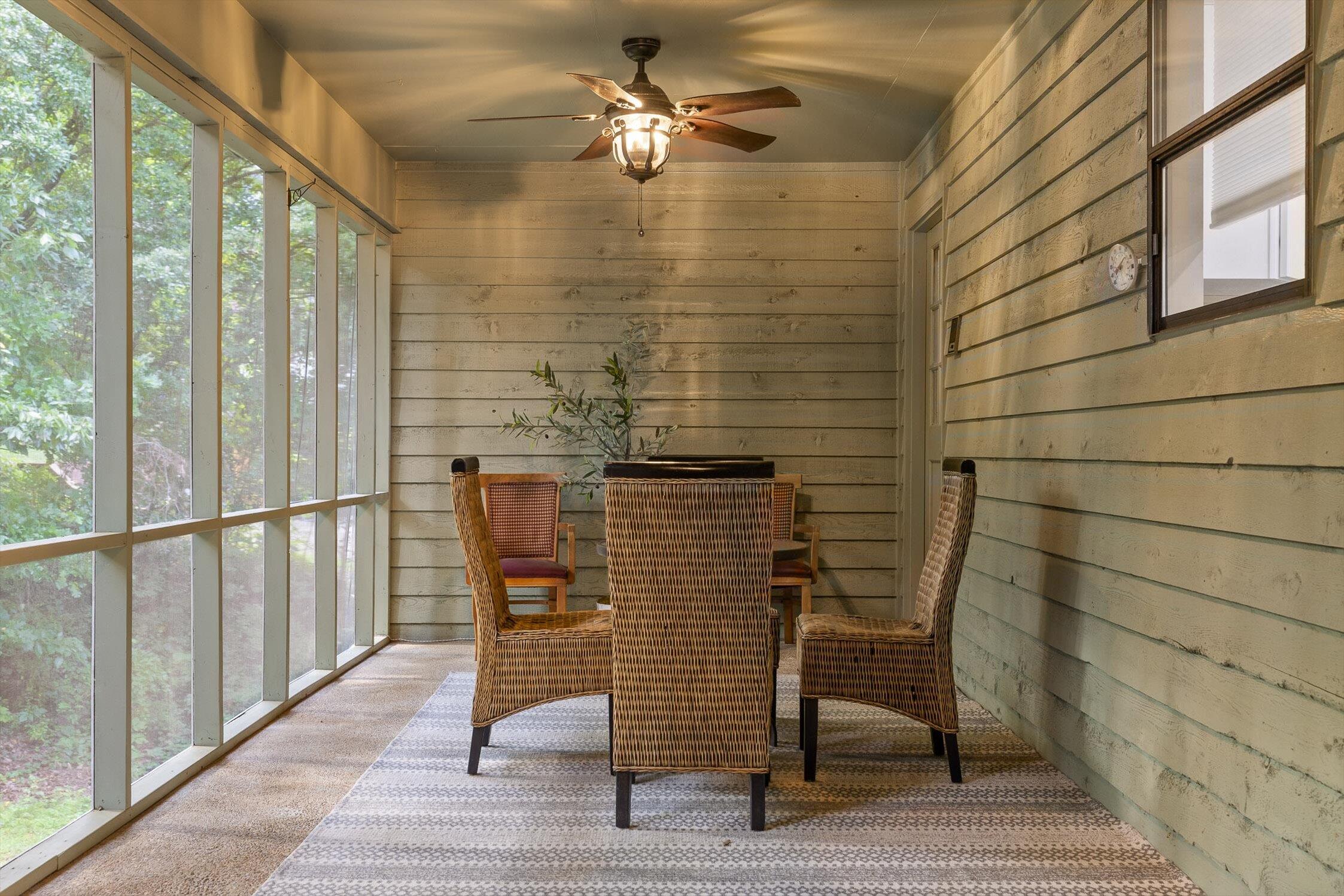 Chattanooga, Tennessee 37416, United States, 3 Bedrooms Bedrooms, ,3 BathroomsBathrooms,Residential,Active,80635