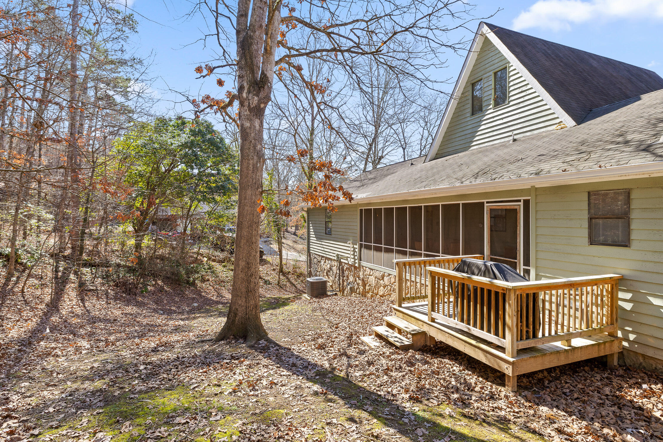 Chattanooga, Tennessee 37416, United States, 3 Bedrooms Bedrooms, ,3 BathroomsBathrooms,Residential,Active,80635