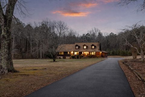 Photo of 446 Jamestown Road, Menlo, GA 30731 (MLS # 1527734)