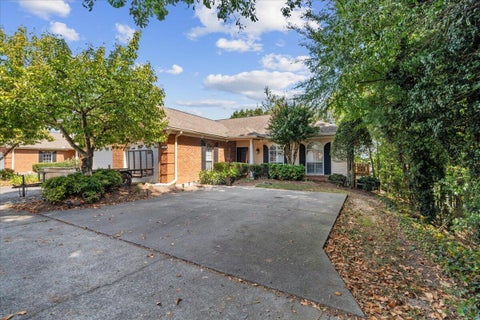 Condo For Sale - 1698 Pin Oak Drive<br/> Whitfield County, Dalton, GA 30721